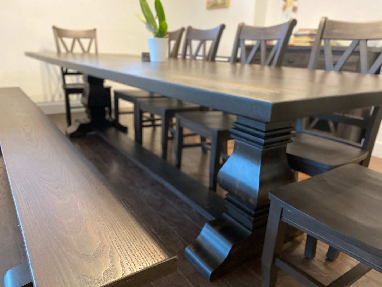 Royal Homestead Dining Table